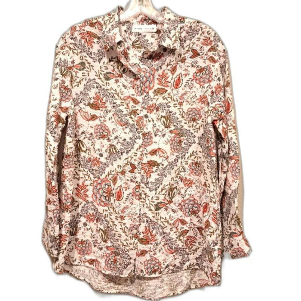 Lefties floral long sleeve button-up collared shirt made in Spain size S Viscose
